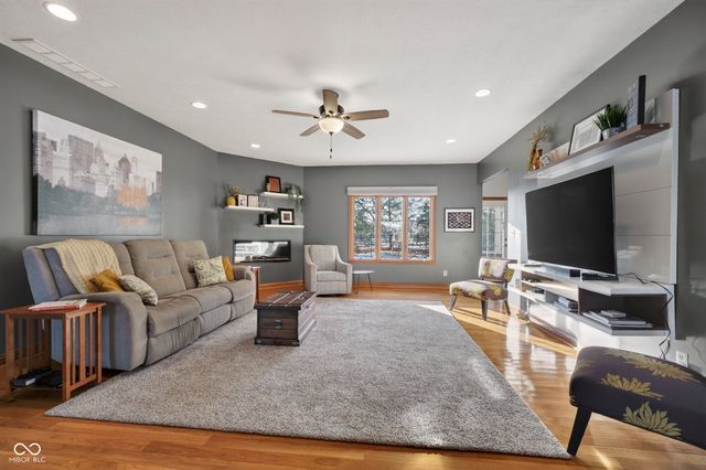 1622 Tradewind, Brownsburg, IN 46112