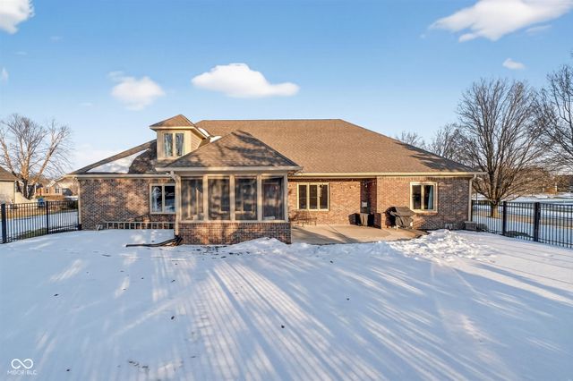 1622 Tradewind, Brownsburg, IN 46112