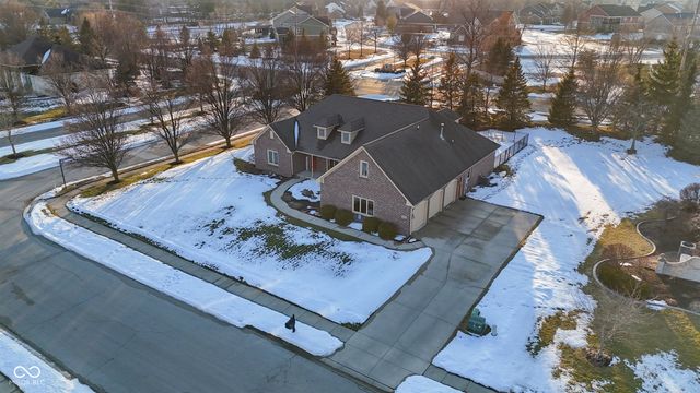 1622 Tradewind, Brownsburg, IN 46112