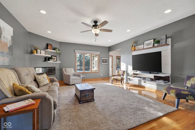 1622 Tradewind, Brownsburg, IN 46112