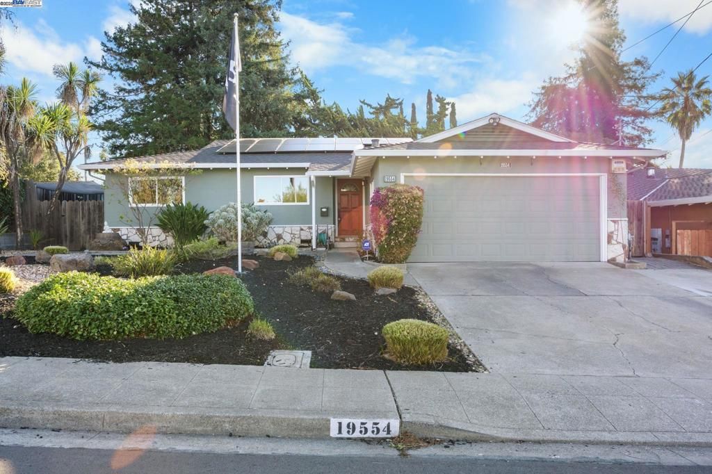 19554 Jaydine St, Castro Valley, CA 94546