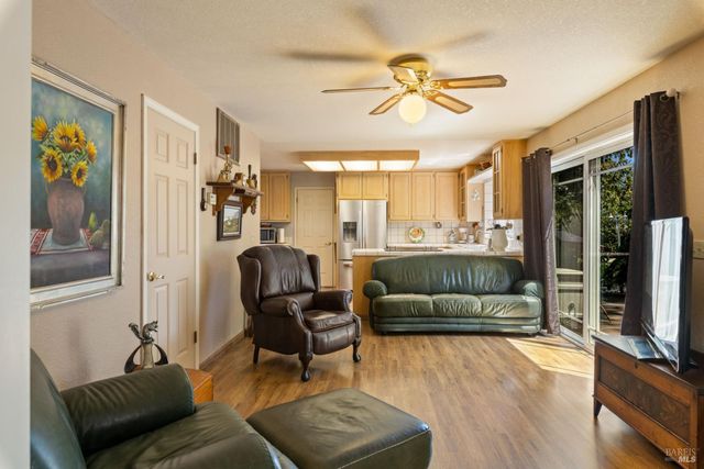 1940 Westlake Dr, Kelseyville, CA 95451