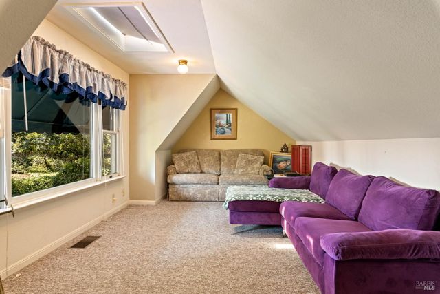 1940 Westlake Dr, Kelseyville, CA 95451