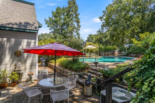 1940 Westlake Dr, Kelseyville, CA 95451