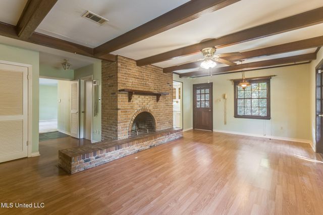 7 Chimney Cross Road, Long Beach, MS 39560