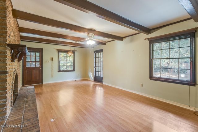 7 Chimney Cross Road, Long Beach, MS 39560