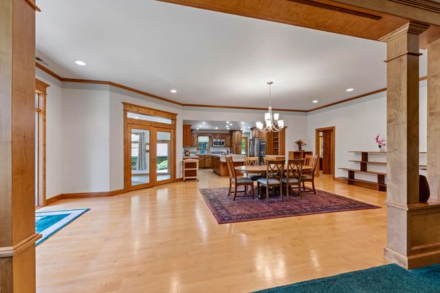 1562 Sleepy Hollow Loop, Grants Pass, OR 97527