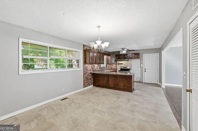 41 Poplar Way, Toccoa, GA 30577