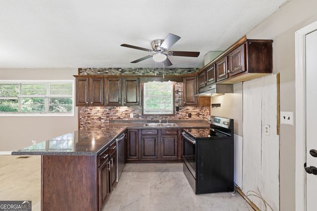 41 Poplar Way, Toccoa, GA 30577