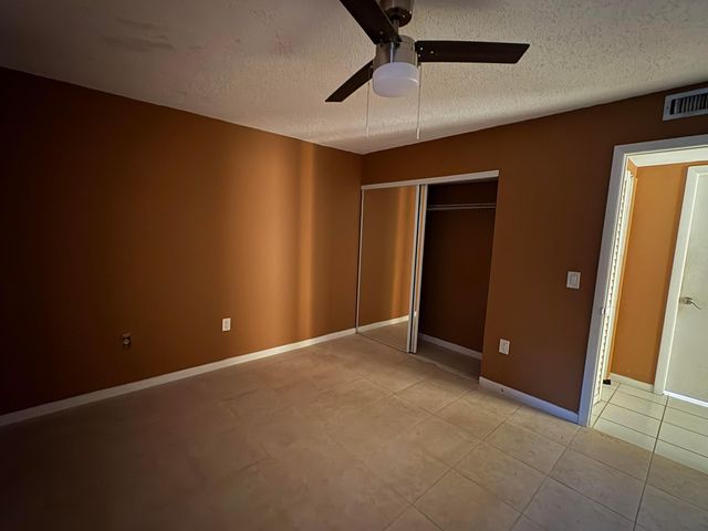 650 SW 2 Nd Avenue 246, Boca Raton, FL 33432