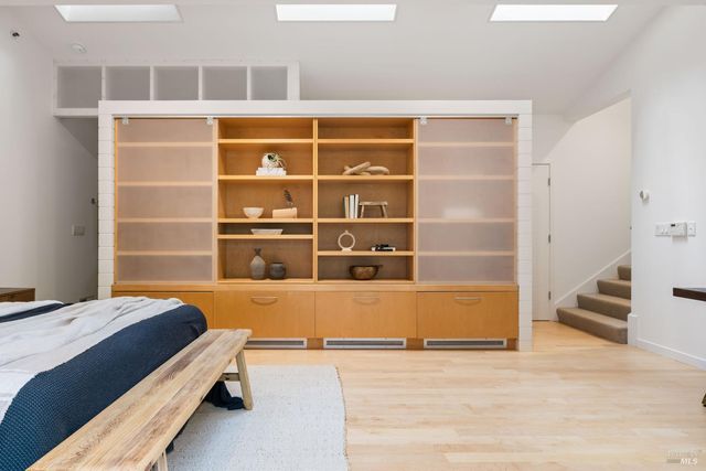 200 HAZEL Ave, Mill Valley, CA 94941