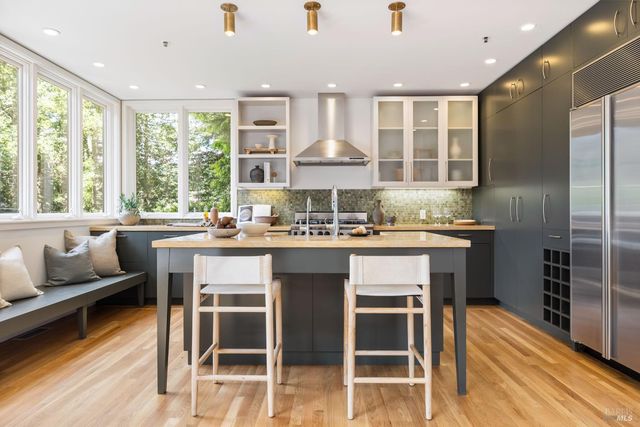 200 HAZEL Ave, Mill Valley, CA 94941