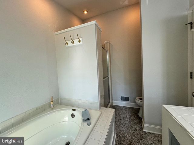 12121 DERRIFORD CT, Woodbridge, VA 22192