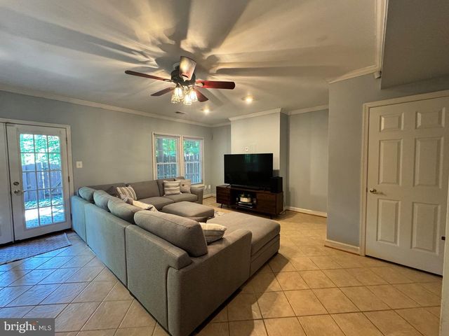 12121 DERRIFORD CT, Woodbridge, VA 22192