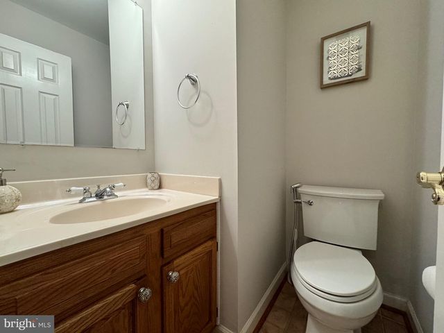 12121 DERRIFORD CT, Woodbridge, VA 22192