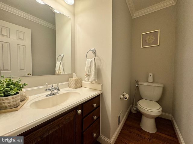 12121 DERRIFORD CT, Woodbridge, VA 22192