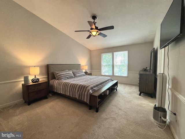 12121 DERRIFORD CT, Woodbridge, VA 22192