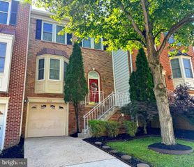 12121 DERRIFORD CT, Woodbridge, VA 22192