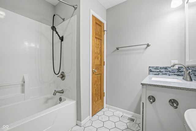 760 E Harrison Street, Martinsville, IN 46151