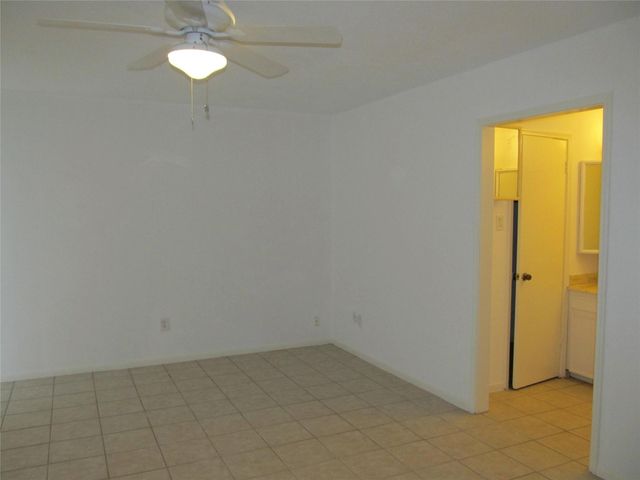 16211 Brookvilla Drive, Houston, TX 77059