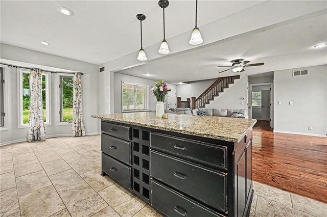 17503 Baxter Road, Lawson, MO 64062