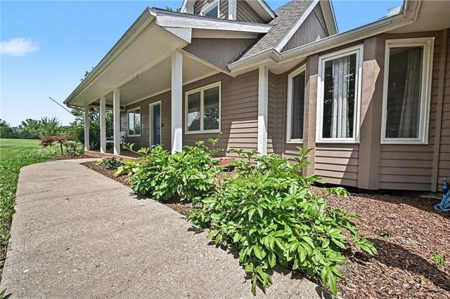 17503 Baxter Road, Lawson, MO 64062