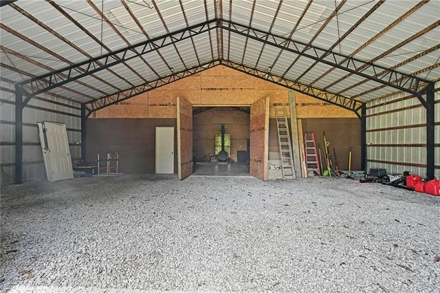 17503 Baxter Road, Lawson, MO 64062