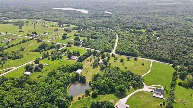 17503 Baxter Road, Lawson, MO 64062
