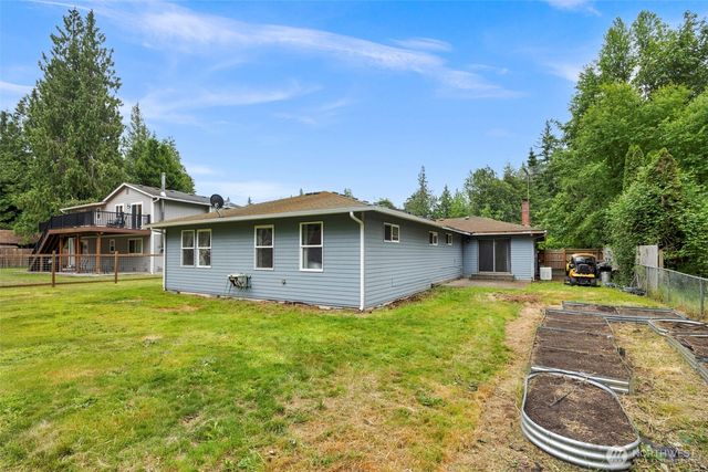 8405 319th Street NW, Stanwood, WA 98292