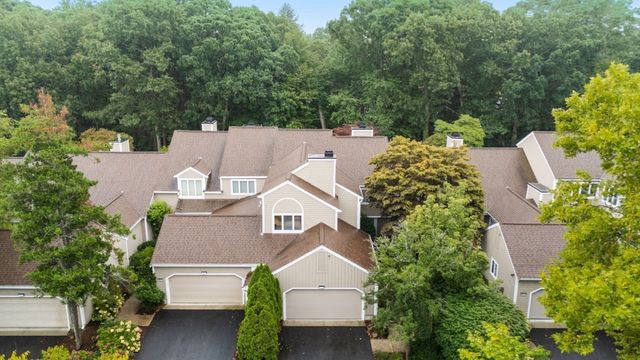 403 Dedham St D, Newton, MA 02459