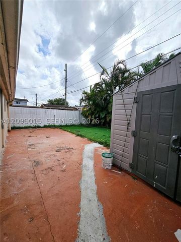 4596 E 8th Ct, Hialeah, FL 33013
