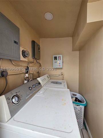 4596 E 8th Ct, Hialeah, FL 33013