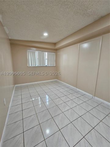 4596 E 8th Ct, Hialeah, FL 33013