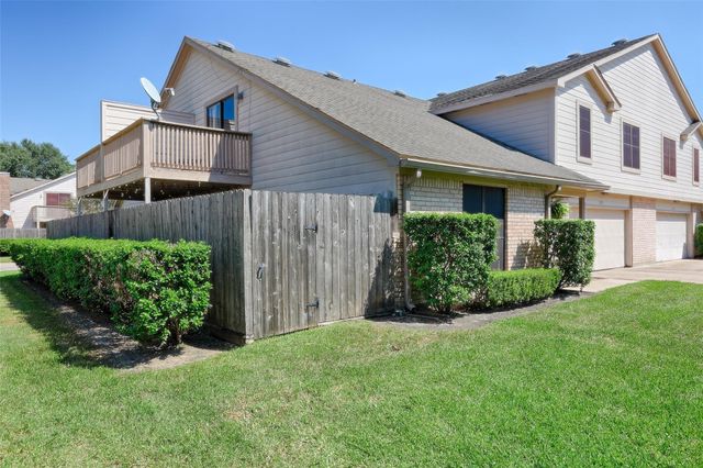 7720 Theissetta Drive, Spring, TX 77379