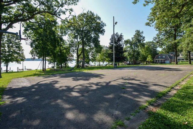 1619 State STREET, Delavan, WI 53115