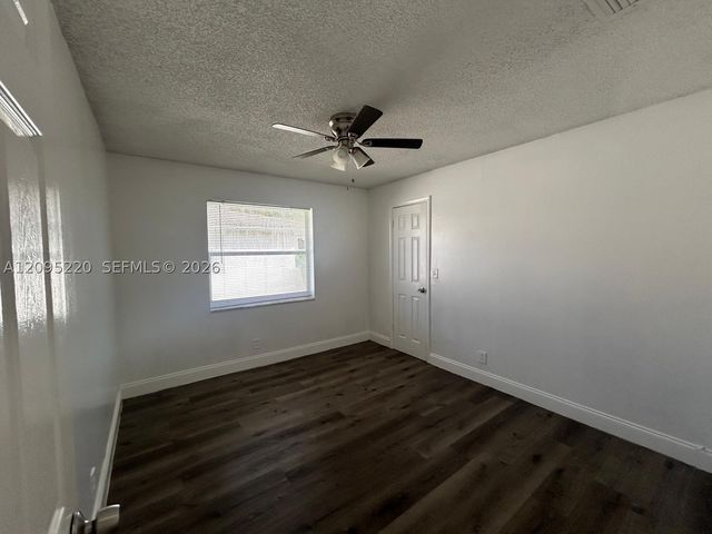 4117 Woodside Dr 2, Coral Springs, FL 33065