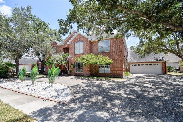 4505 Grand Lake Dr, Corpus Christi, TX 78413