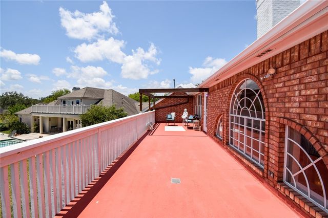 4505 Grand Lake Dr, Corpus Christi, TX 78413