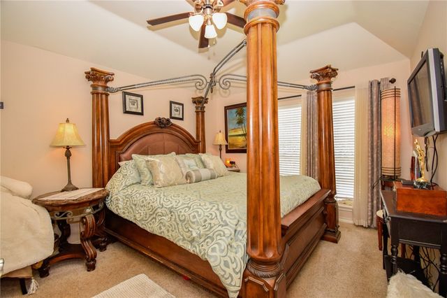 4505 Grand Lake Dr, Corpus Christi, TX 78413
