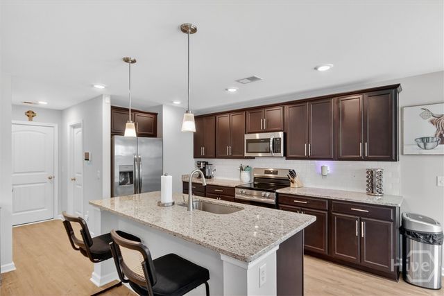 26 Flagler Drive, Savannah, GA 31419