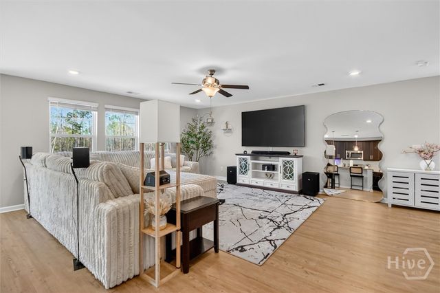 26 Flagler Drive, Savannah, GA 31419