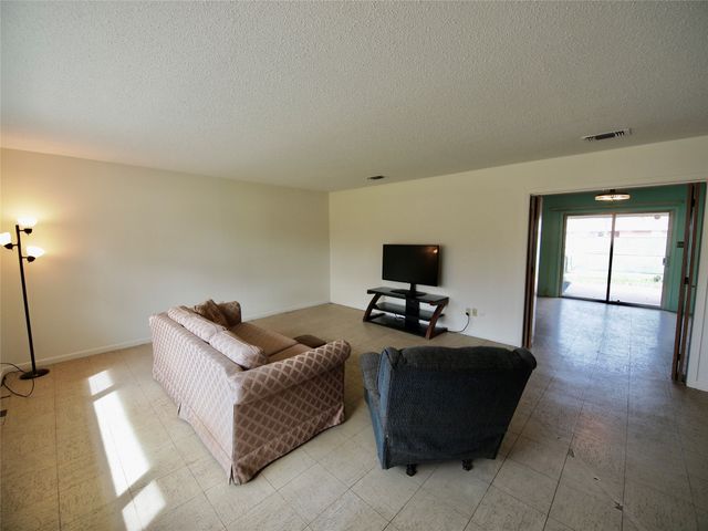 1441 Brazos Street, Graham, TX 76450