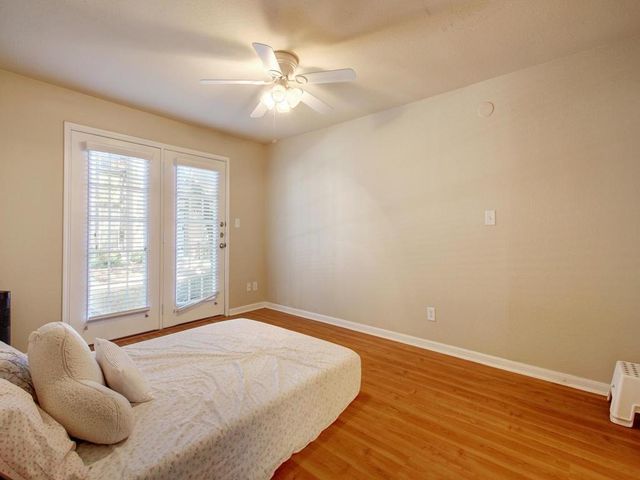 7685 Northcross DR 208, Austin, TX 78757