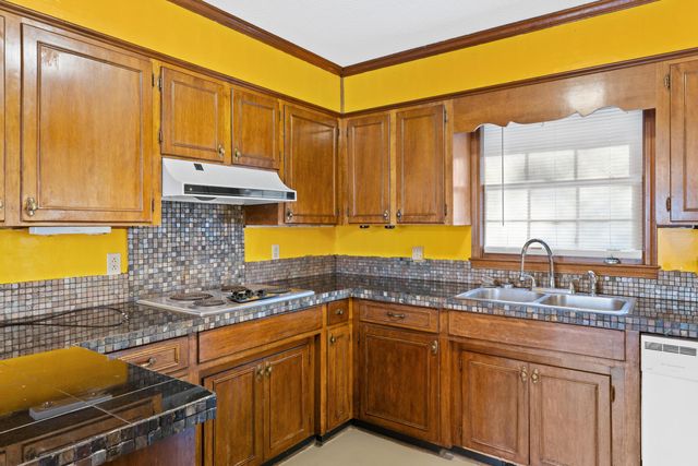 2060 Longwood Drive, Orangeburg, SC 29118