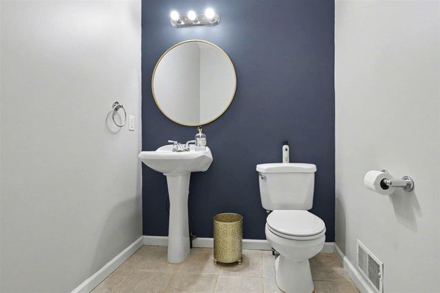 7285 Paw Paw Avenue, Watervliet, MI 49098