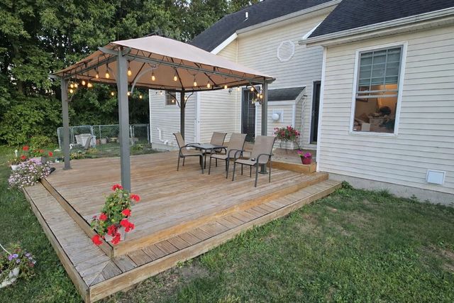 7285 Paw Paw Avenue, Watervliet, MI 49098