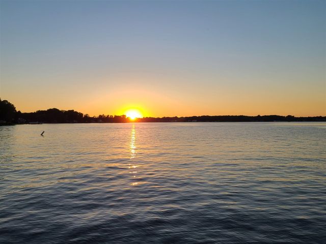 7285 Paw Paw Avenue, Watervliet, MI 49098