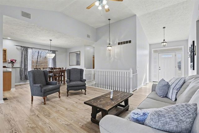 7285 Paw Paw Avenue, Watervliet, MI 49098