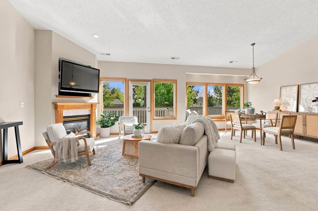 4921 S Woodfield Ln, Spokane, WA 99223
