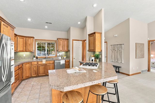 4921 S Woodfield Ln, Spokane, WA 99223